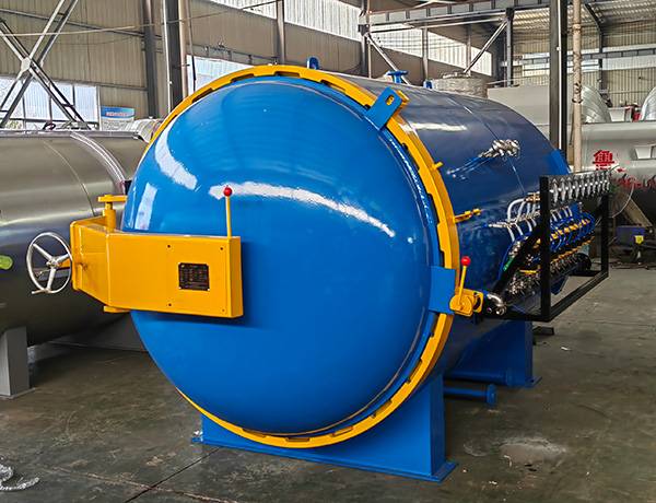 固化头盔热压罐