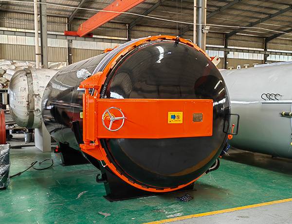 水冷运动器械热压罐